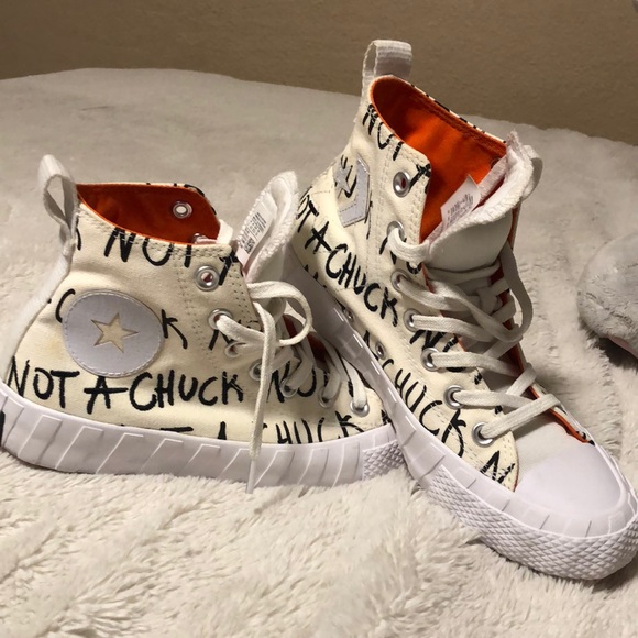 Converse Other - Converse shoe (unisex) Men 5 women 7